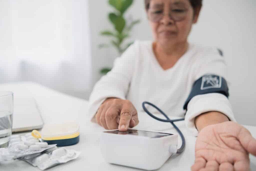 home patient software used by an elderly lady to track her heartrate