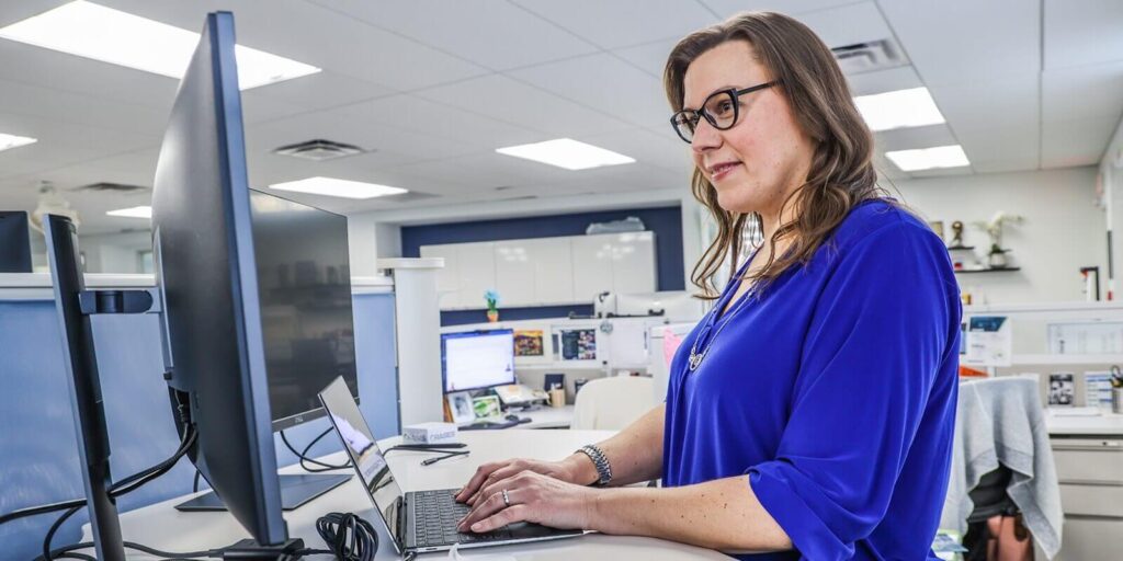 female orases employee